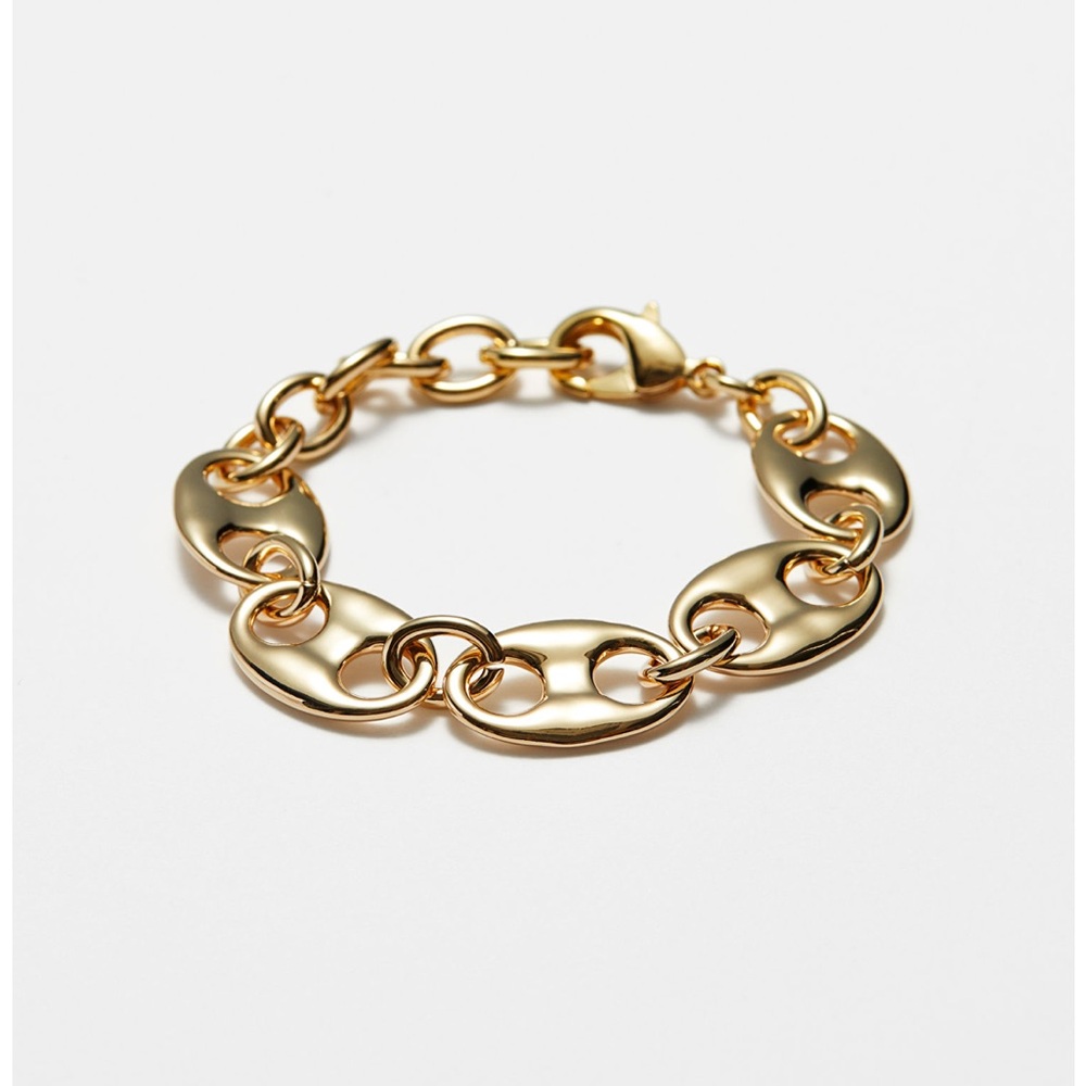 Gold puffy link bracelet